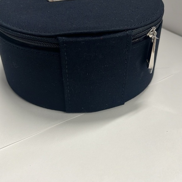 Dior Christian Dior Large Round Dark Navy Zip Around Makeup Train Case - New - Picture 4 of 5